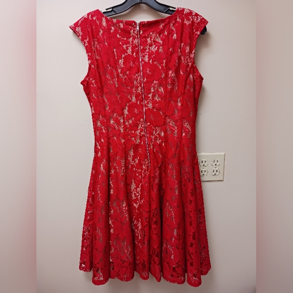 Julian Taylor red lace dress size 12 - Picture 5 of 5